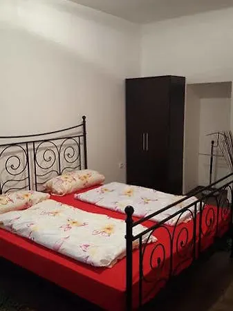 Hostel Walking Bed Downtown